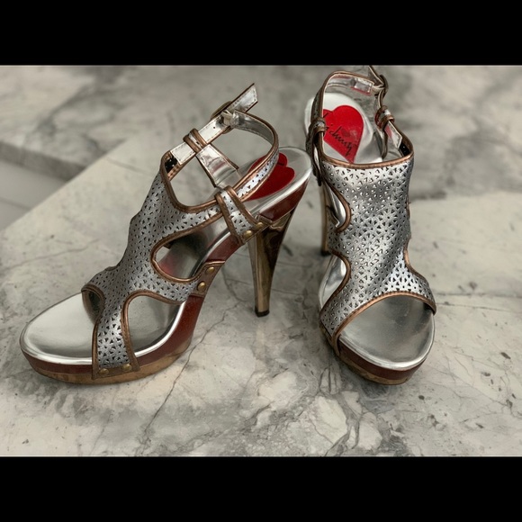 Luichiny Shoes - Luichiny silver high platform sandals